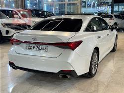 تويوتا أفالون